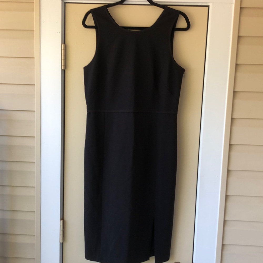 Ann Taylor Black Sleeveless Sheath Pencil Silhouette Dress